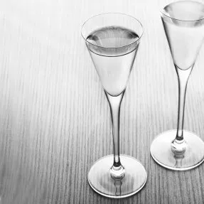 Capri Aquavit Snapsglas på fot 7 cl 2-pack